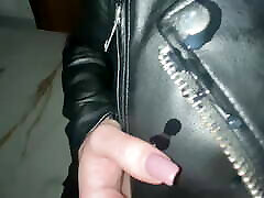 Tinder Date with Leather clothes came home and let me destroy her