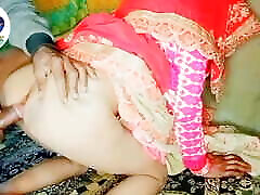 Indian Desi Village red saree me Gand aur chut ki chudai doggy style great ass sex video audio robopl