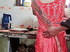 Kitchen me kam karate Samy bhabhi ko sahab ne chod diya hard fucking