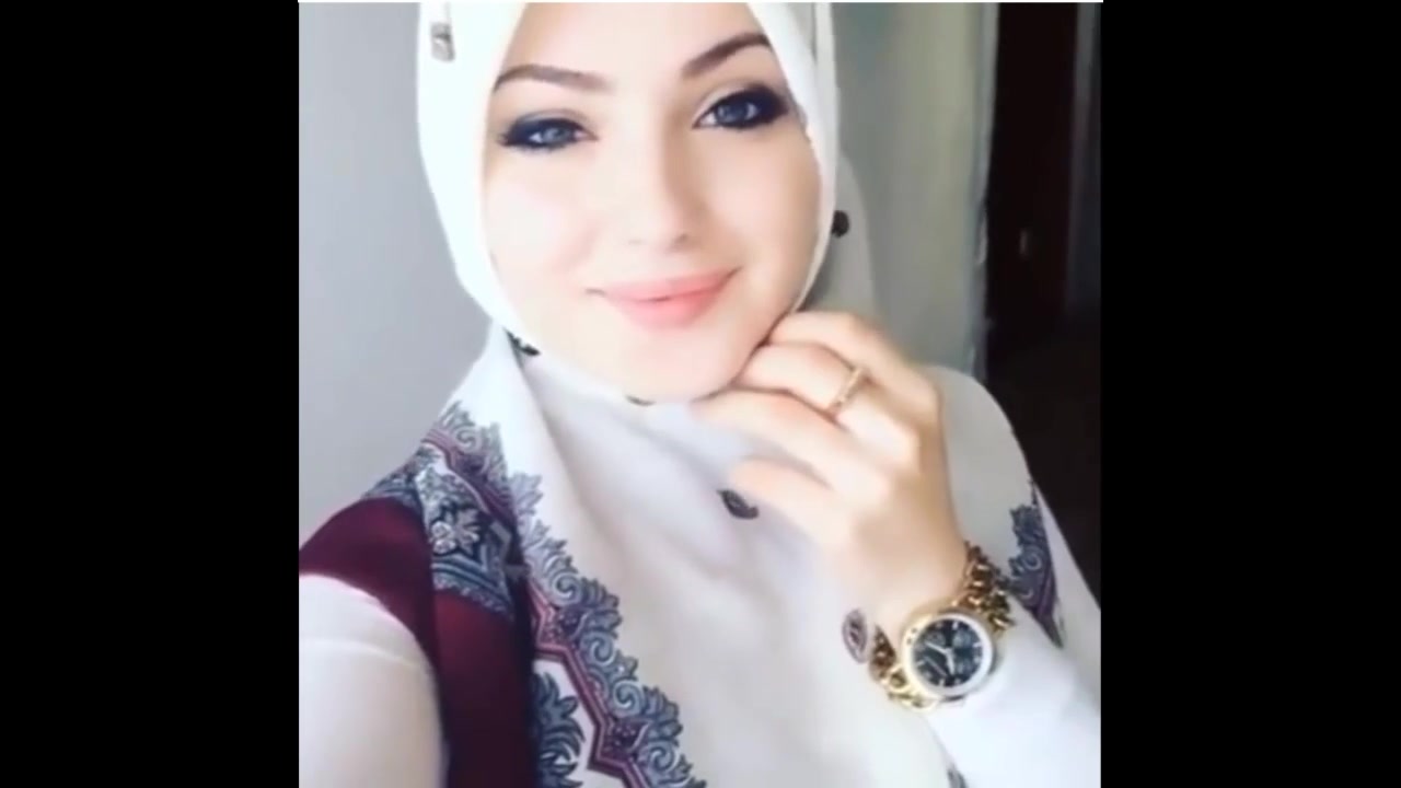 tatar hijab rouge-chaud superslut