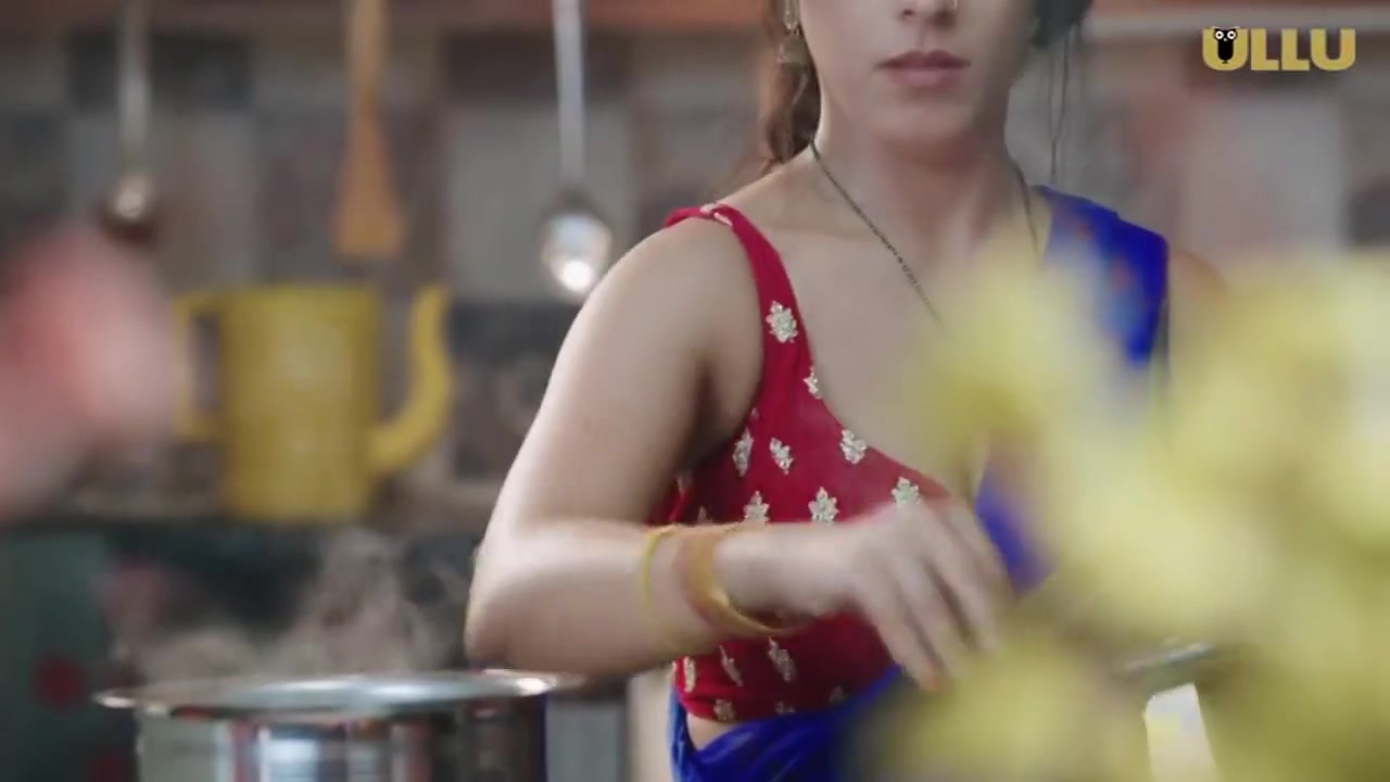 Palang Tod (siskiyaan) 2022 Desi Daughter-in-law In Law